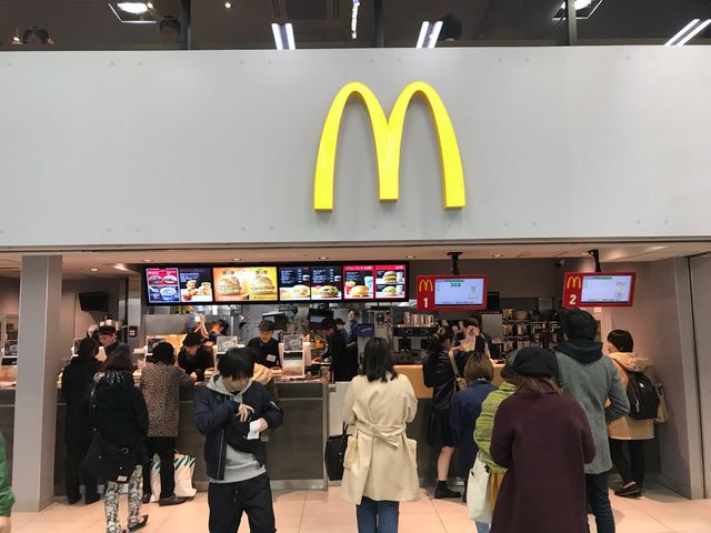 外観_マクドナルド 福岡新天町店