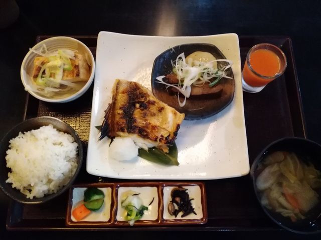 白米をもっと食べたい_魚沼食堂 そごう川口店