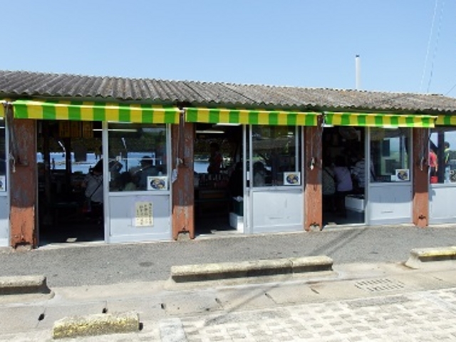 つぼ焼き売店_波戸岬サザエのつぼ焼き売店