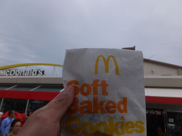 三枚入りのクッキー_マクドナルド横須賀基地店