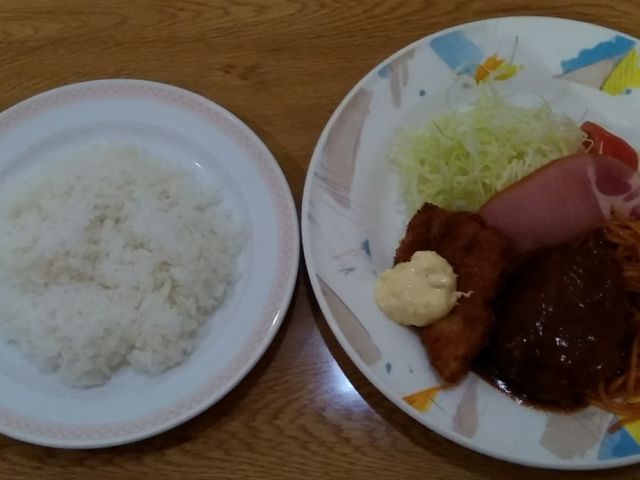 メイジヤランチ_レストラン メイジヤ