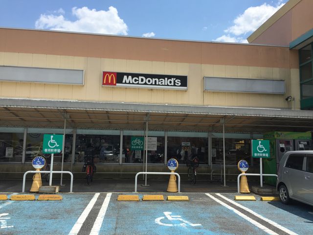 外観_マクドナルド追分フレンドマート店