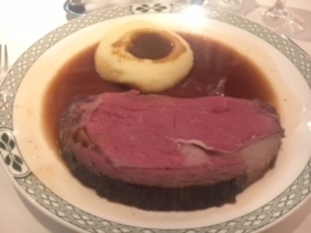 お肉_ロウリーズ・ザ・プライムリブ大阪