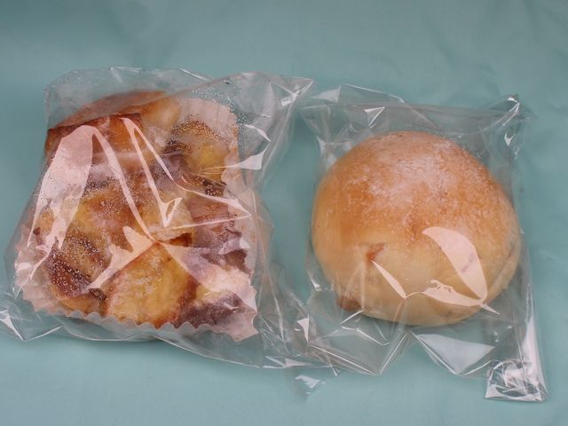 「フレンチトースト」と「まあるいパン」_ななかまど