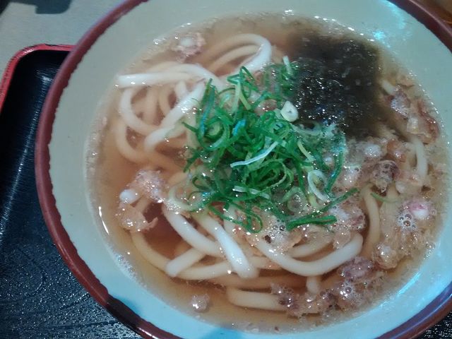 かすうどん500円ナリ_二条庵