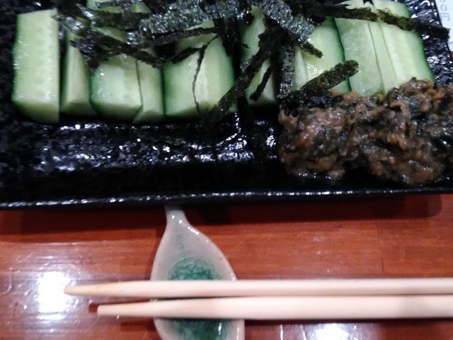自家製蕗味噌とキュウリです_昼呑み 丸屋 庄内銀座酒場