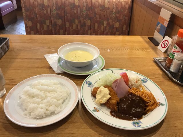 ランチ_レストラン メイジヤ