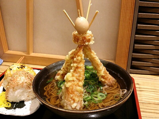 通天閣をイメージしてます_南海そば 新今宮店