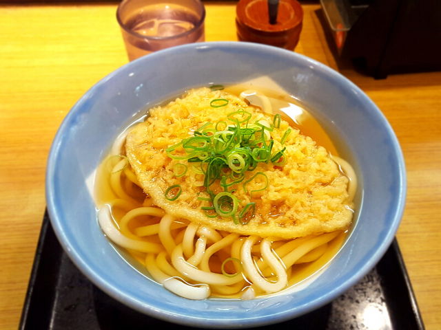 ここ天ぷらはなぜかクセになってます_阪急そば長岡天神店
