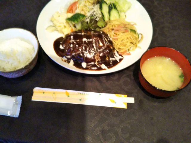 ハンバーグ_エル・エヴァンス