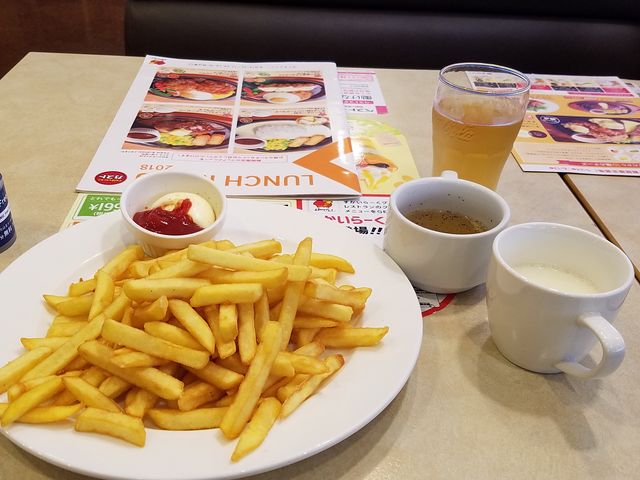 山盛りポテト_ガスト西葛西店