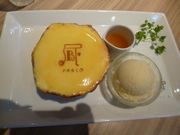 L,johnnyさんの焼きたてチーズタルト専門店PABLO 道頓堀店の投稿写真1