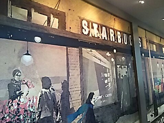 壁の絵_スターバックス コーヒー 自治医科大学附属病院店(Starbucks Coffee)