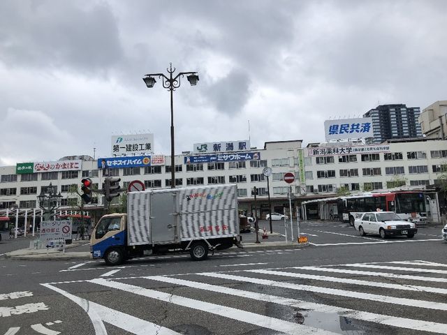 「駅」の字の真下1階がヴィドフランス
_ヴィドフランス JR新潟駅