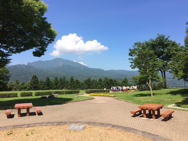 裏手の公園からの眺め_赤城高原SA(下り)