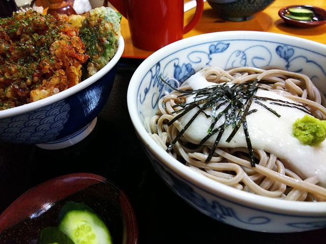 とろろそばと海老かき揚げ丼_松雪庵