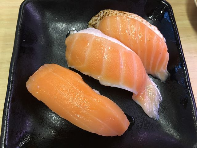 サーモンB種盛り_スシロー佐世保大塔店