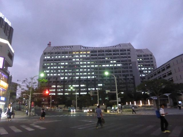 外観_沖縄県庁