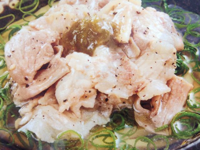 肉がたっぷり 塩豚ねぎうどん_はなまるうどん神田駅前店