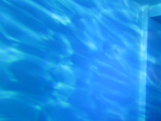 名水トンネル_シャトレーゼ 白州工場