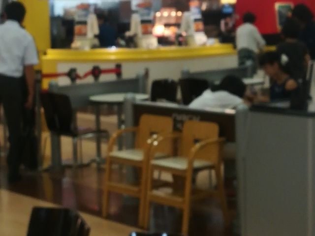 店内_マクドナルド江南西アピタ店