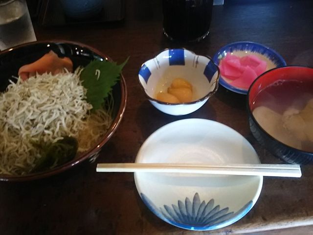 釜揚げしらす丼_浜茶屋 やましょう