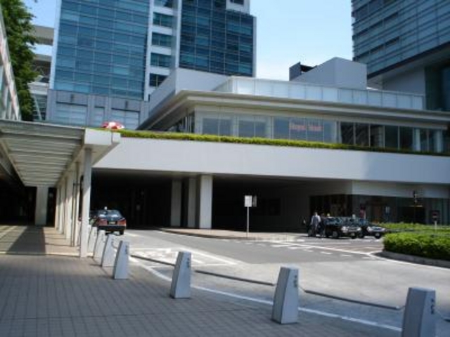 広場_けやきひろば