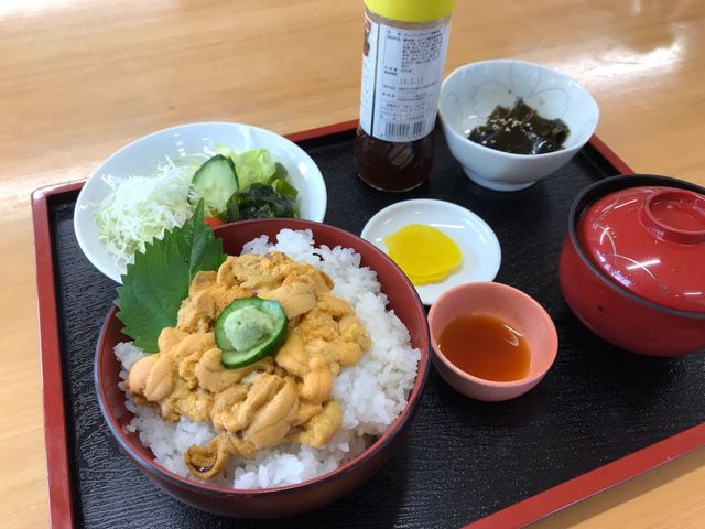 右上の昆布がおいしかった..._さとう食堂