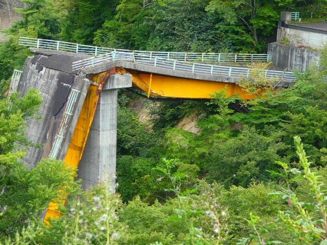 祭畤大橋(落橋)展望の丘_祭畤大橋(落橋)展望の丘