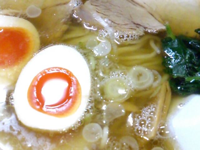 煮卵トッピングラーメン_麺屋ようすけ 田島町