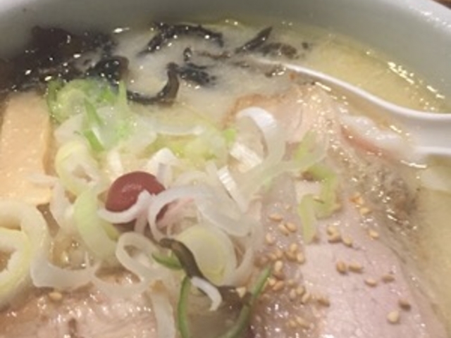 ラーメンです。_山頭火 新宿南口店