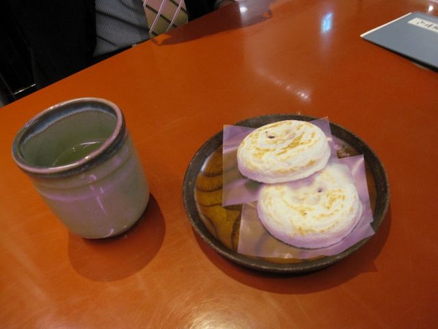 お店の対応も良い_お食事処 梅ヶ枝餅 かさの家