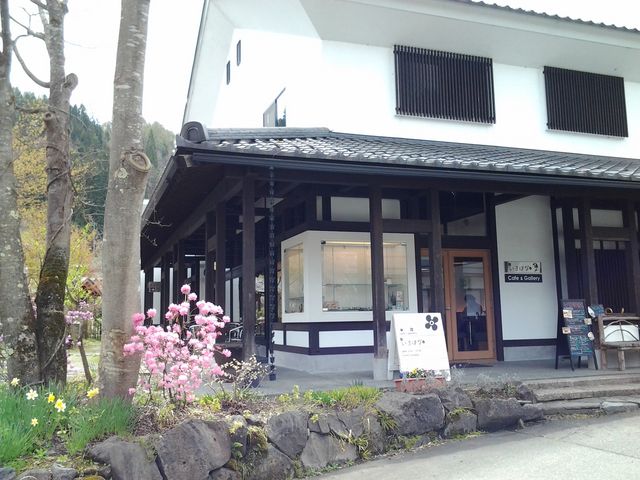 いろは堂本店に続くカフェ入口_いろは堂 本店
