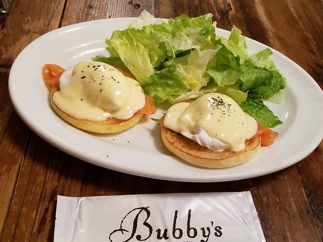 エッグベネディクト_バビーズ ヤエチカ(Bubby’s)