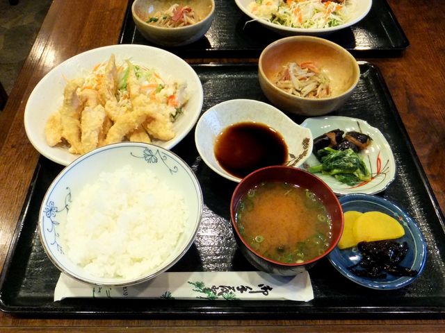 トリ天定食(日替わり)_こけこっこ 本舗