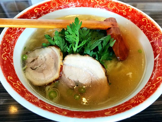 塩ラーメン_らー麺 本丸亭