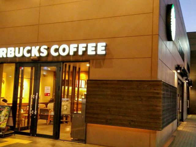 スターバックス_スターバックス コーヒー ホリデイ・スクエア豊橋店(Starbucks Coffee)