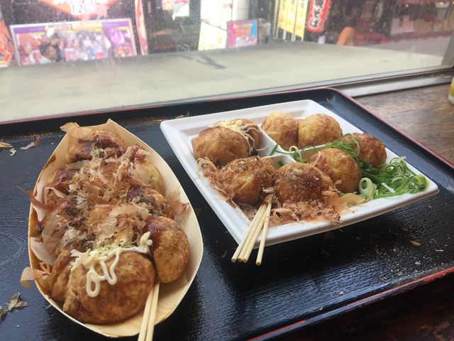 どれにしようか迷ったら、四種盛りもありますょ〜〜_たこ焼道楽わなか・千日前本店