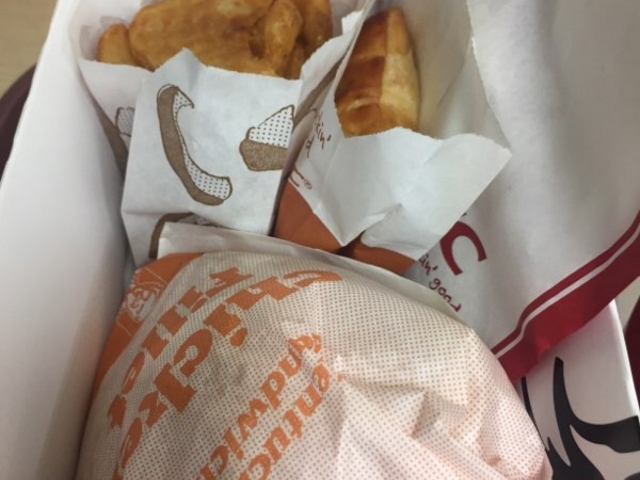 セットです。_ケンタッキーフライドチキン新宿西口店