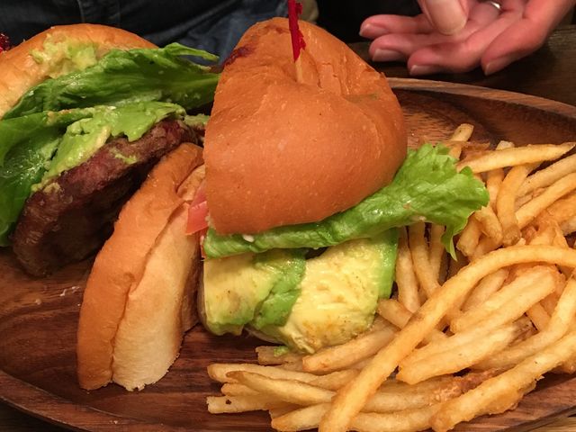 ハンバーガー_クアアイナ アクアシティお台場店