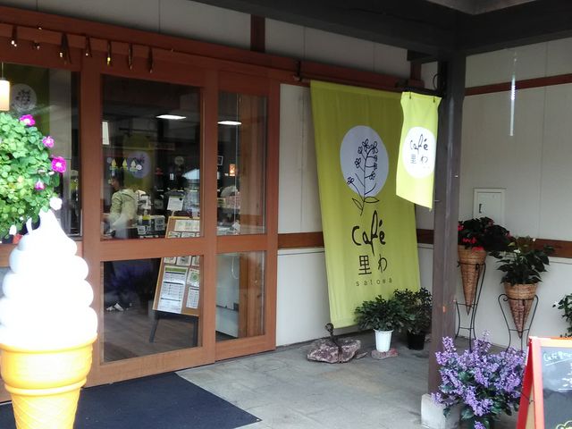 Cafe 里わ_桜広場交流施設千曲川