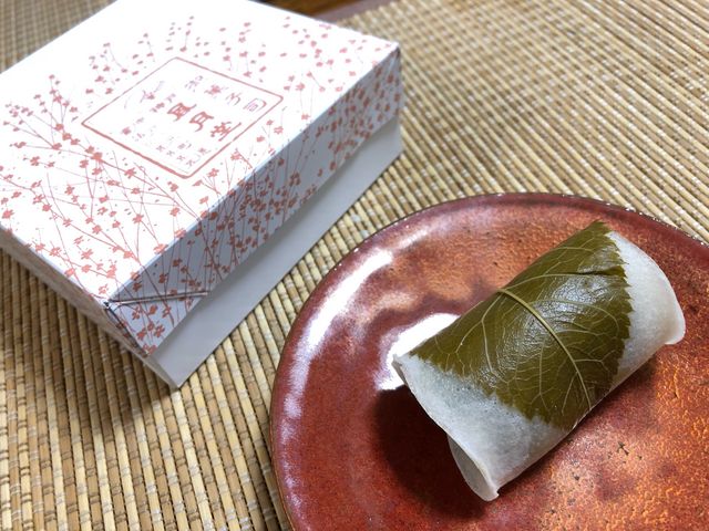 桜餅で春を感じました_神戸風月堂 本店