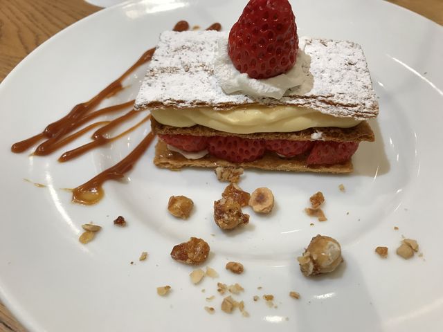 ミルフィーユ_カフェ&ブックス ビブリオテーク 熊本鶴屋店