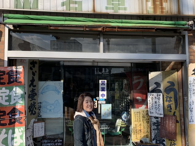 外宮参道には伊勢うどんが美味しい
若草堂さんがあります_JR 伊勢市駅