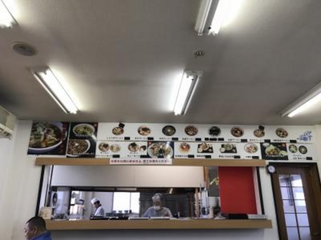 メニューもいろいろ_ラーメン海王
