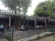 ひーちゃんさんのシェイク シャック 外苑いちょう並木店(SHAKE SHACK)の投稿写真1