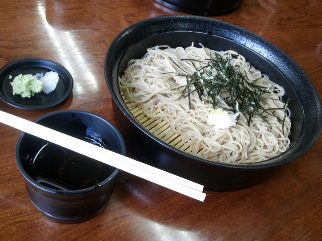 美味しいざる蕎麦。。_駒草屋