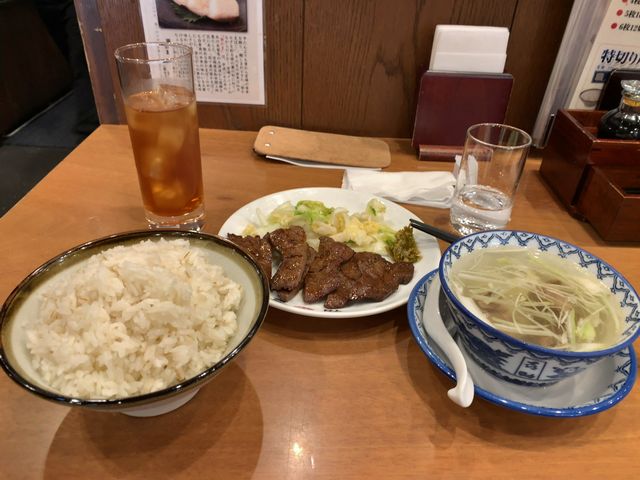 ランチメニュー
みそ味を頼みました。うまかった。_味の牛たん 喜助 横浜ランドマークタワー店