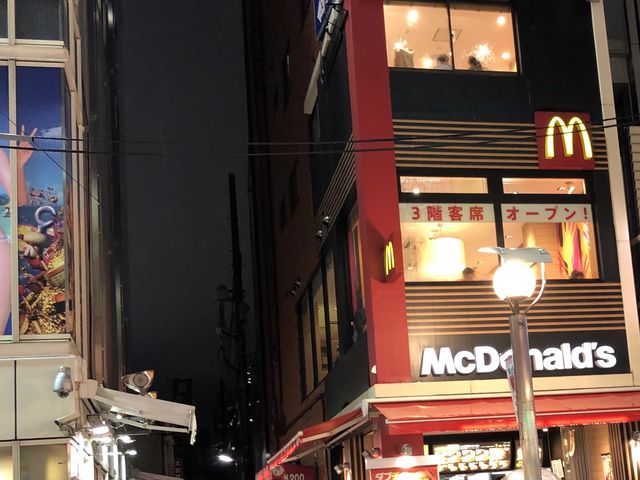 マクドナルド新大久保店_マクドナルド新大久保店