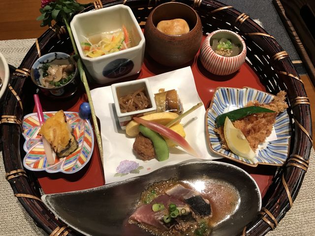 花籠_博多廊・福岡本店
